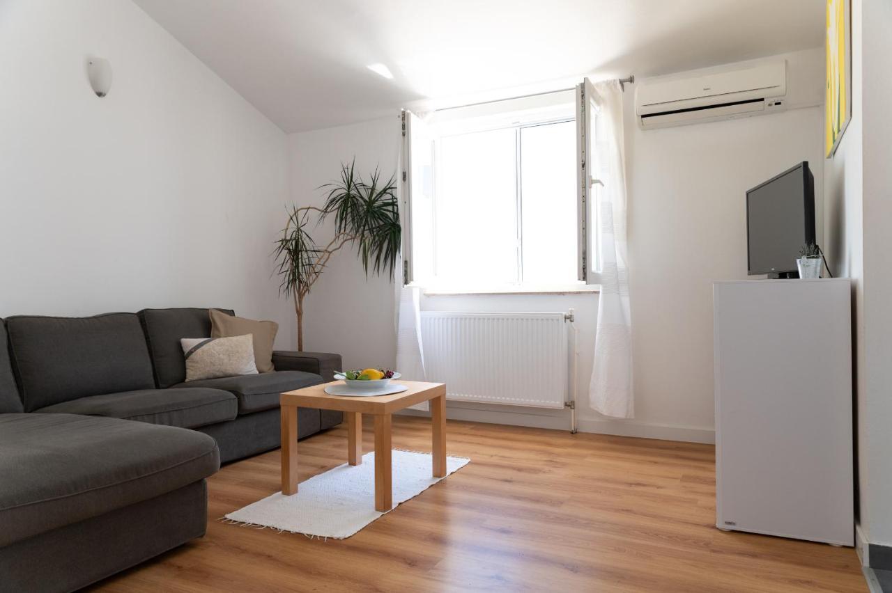 Apartments A&T Sukošan Kültér fotó