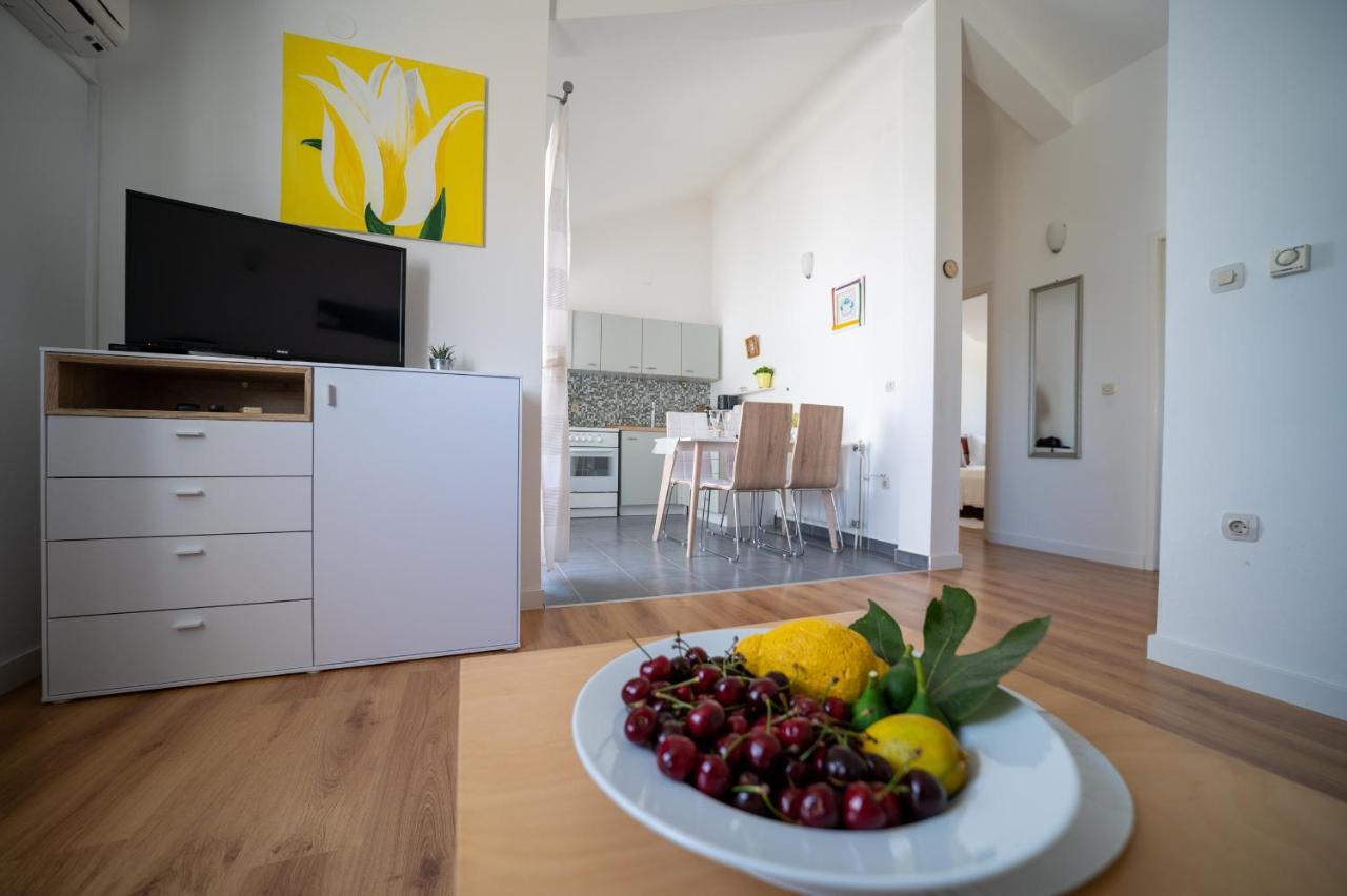 Apartments A&T Sukošan Kültér fotó