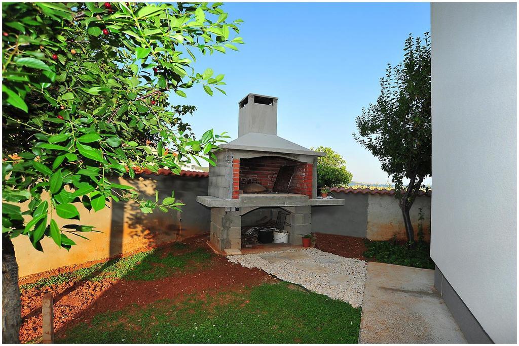 Apartments A&T Sukošan Kültér fotó